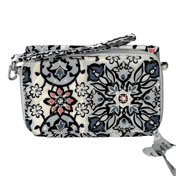 Vera Bradley Wristlet/Wallet RFID Lisbon Medallion White/Blue/Black/Pink EUC - Picture 2 of 8